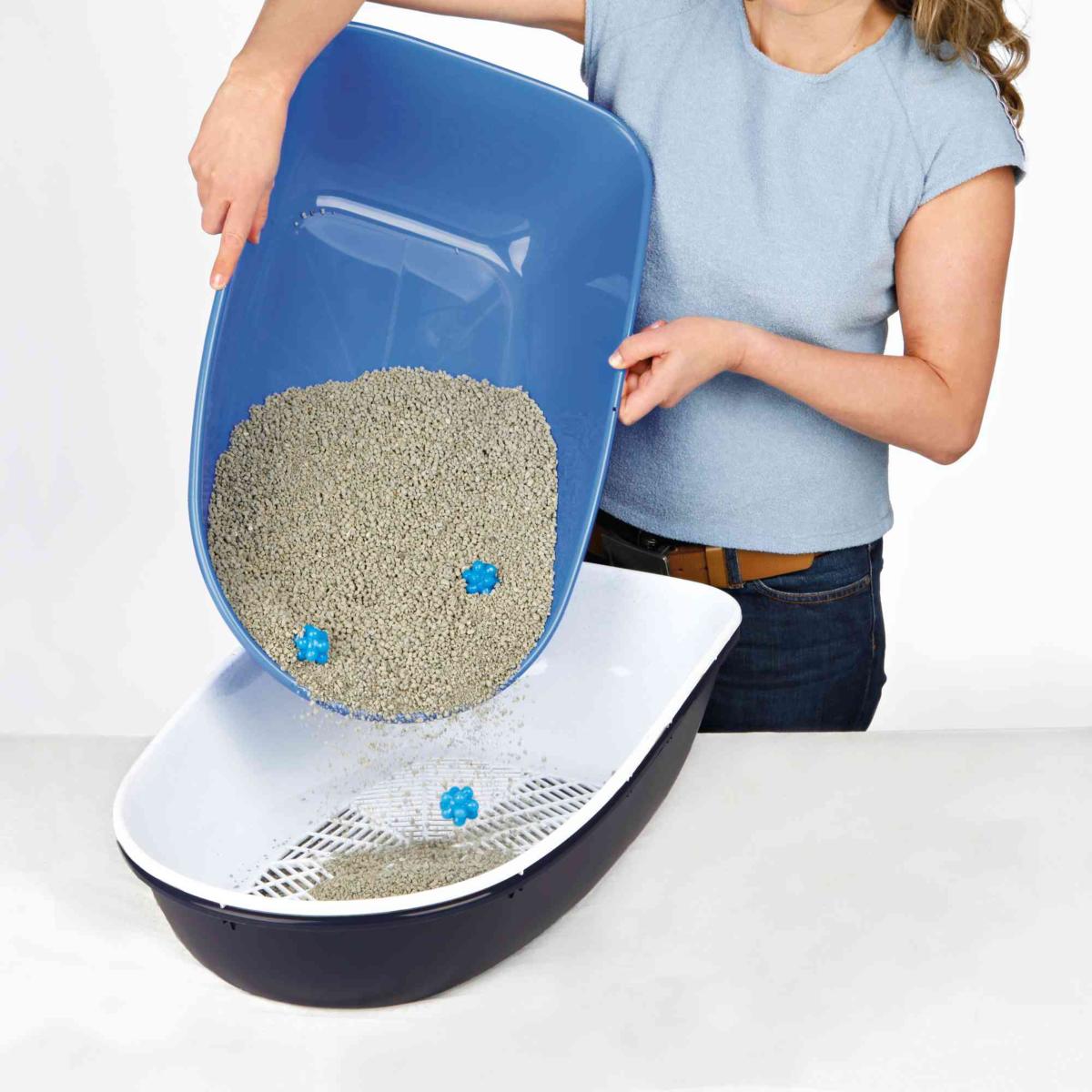 Trixie Berto Hygienic Waste Separating Cat Litter Tray with Rim