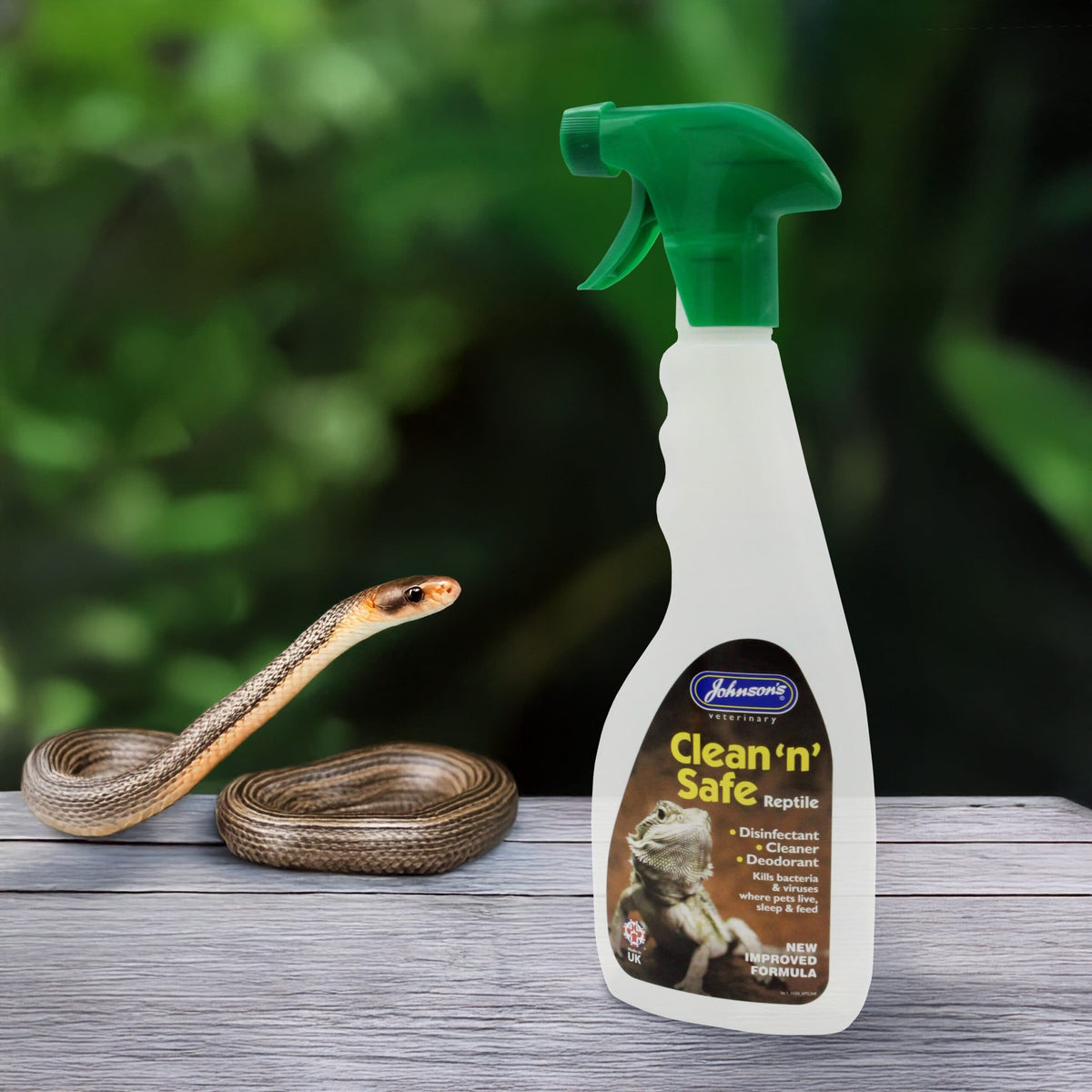 Johnson's Clean 'n' Safe Reptile Disinfectant Spray | 500ml