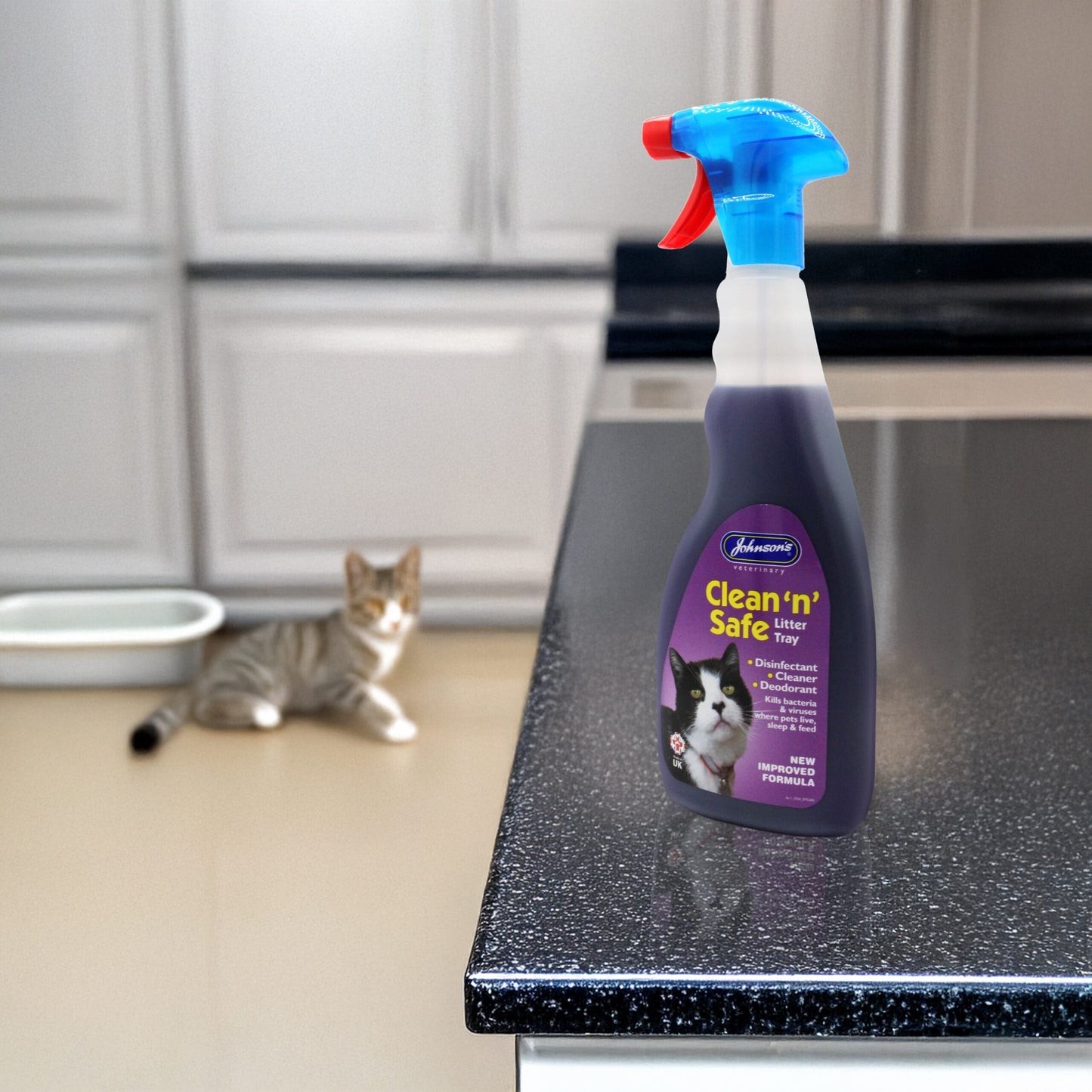 Johnson's Veterinary | Cat Litter Tray Disinfectant | Clean 'N' Safe - 500ml