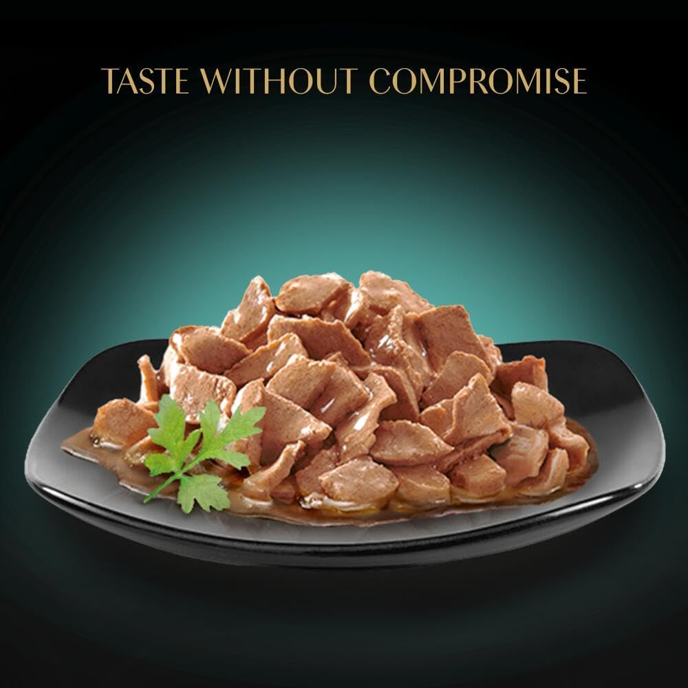 SHEBA Fresh & Fine Cat Food Pouches Poultry in Gravy 50x50g | Complete Wet Food for Adult Cats