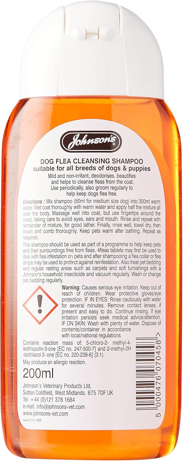 Johnson's | Dog Flea Control | Natural Repellent Cleansing Shampoo