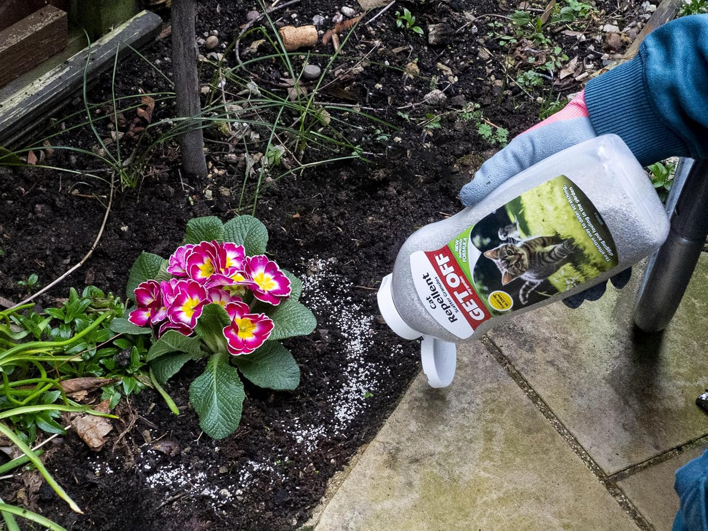 GET OFF Cat Repellent Granules Prevents Digging & Fouling 600ml