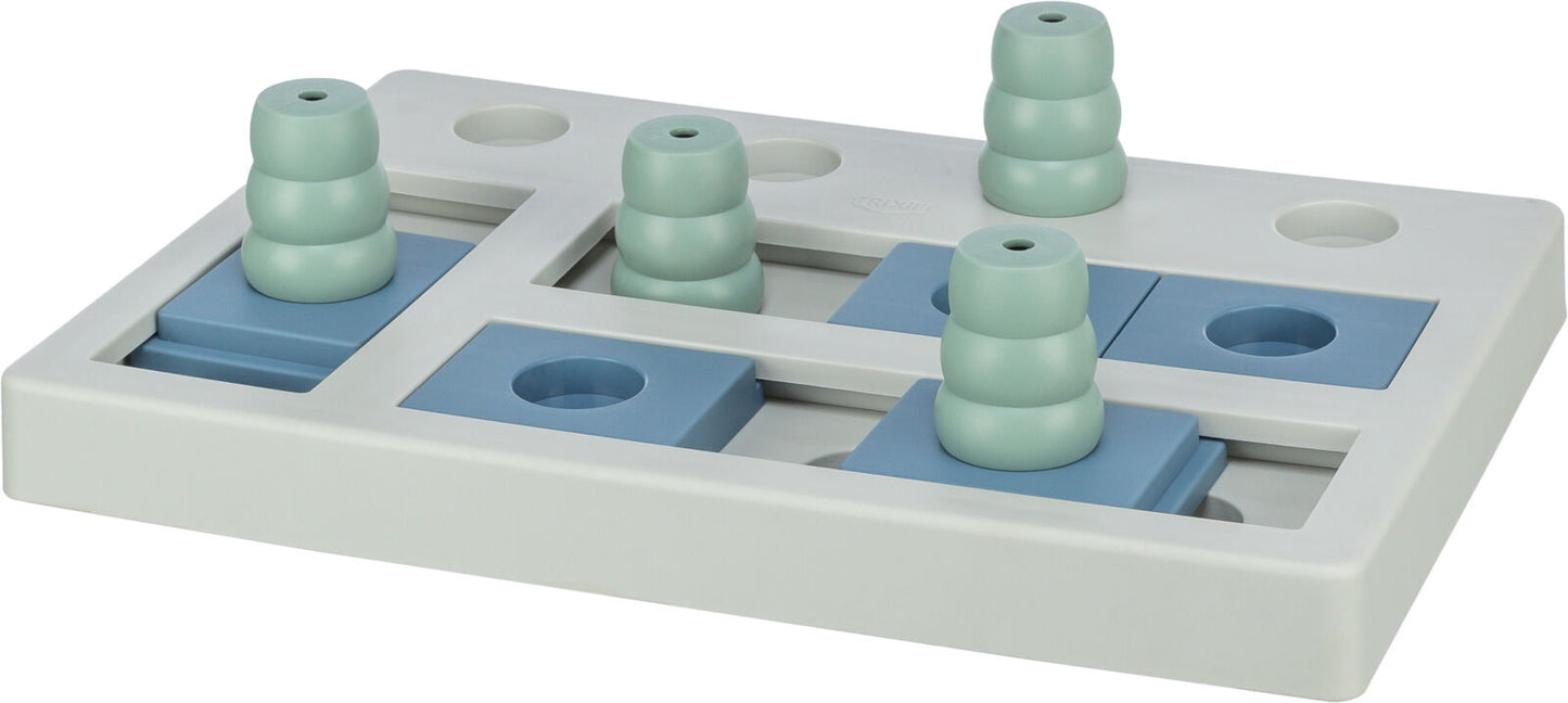 Trixie Dog Chess (Level 3) | Strategy Game Puzzle Toy