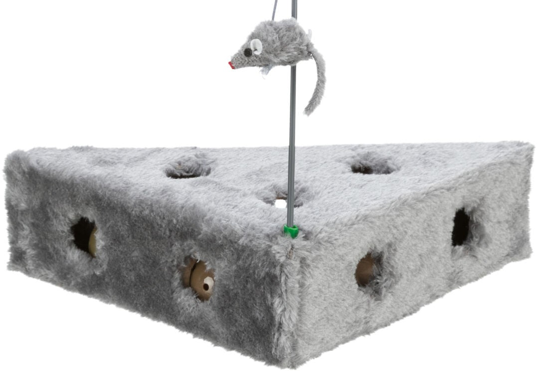 Trixie | Cats Cheese With Dangling Toy And 3 Balls | 36x8x26cm