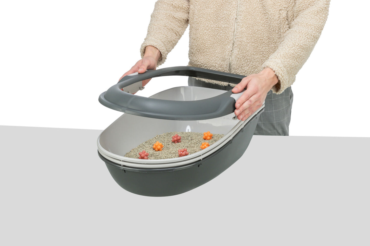 Trixie Berto Hygienic Waste Separating Cat Litter Tray with Rim