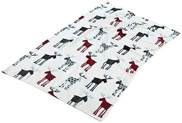 Trixie Christmas | Yuki Fleece | Festive Pet Blanket