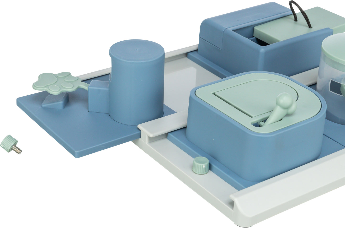 Trixie | Dog Activity Poker Box (Level 2) | Interactive Strategy Puzzle Game for Mental Enrichment oy Strategy Game