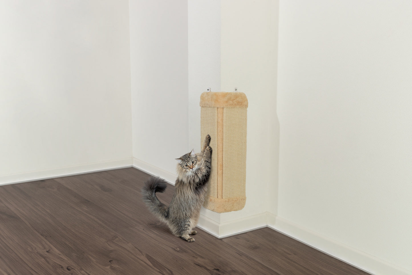 Trixie Scratching Board For Corners Brown