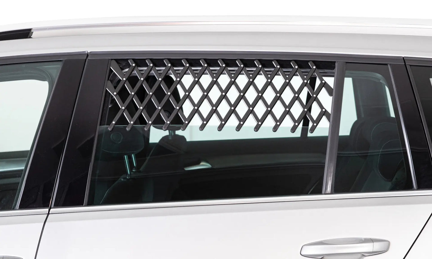 Trixie Ventilation Lattice for Cars 30–110cm – Adjustable Dog Car Window Vent