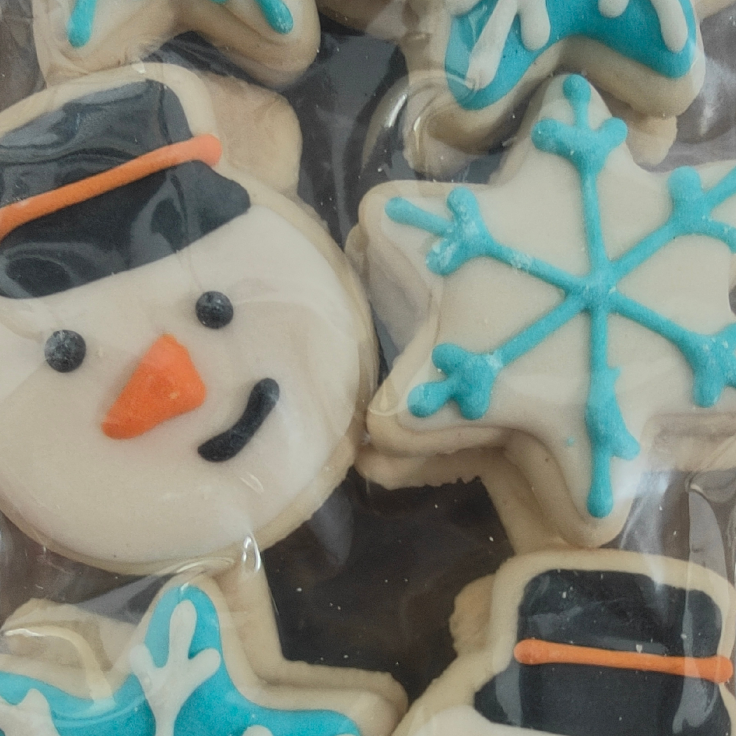 Happy Pet Snowy Days Festive Biscuits | Christmas Dog Treat